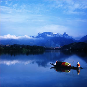 喜樂(lè)O線(xiàn)：猛洞河漂流、鳳凰古城兩日游